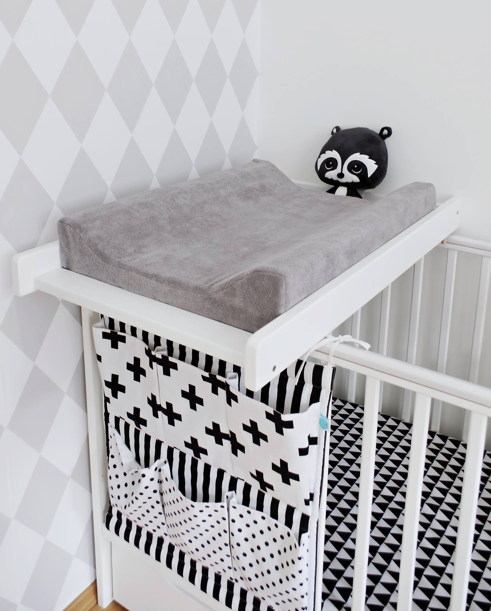 Woodies Cot Top Changing pad  - Hola BB