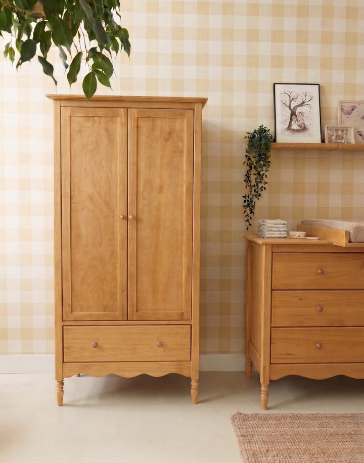 Armoire Heritage