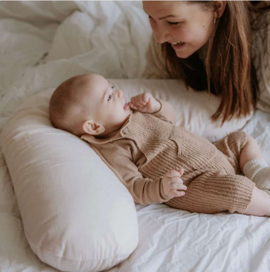 غطاء وسادة الرضاعة من الكابوك العضوي