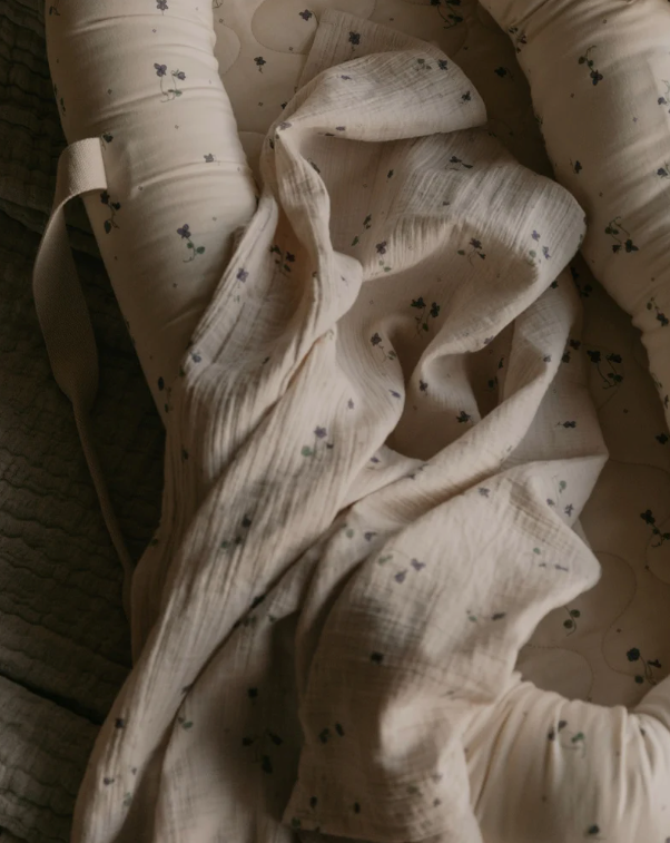 Ніжна муслінова пелюшка