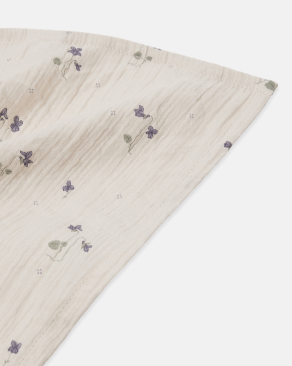 Ніжна муслінова пелюшка