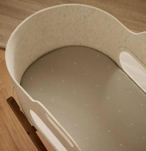 طقم ملايات ملائمة فاخرة (2 قطعة) - لسلة موسى وسرير محمول للأطفال