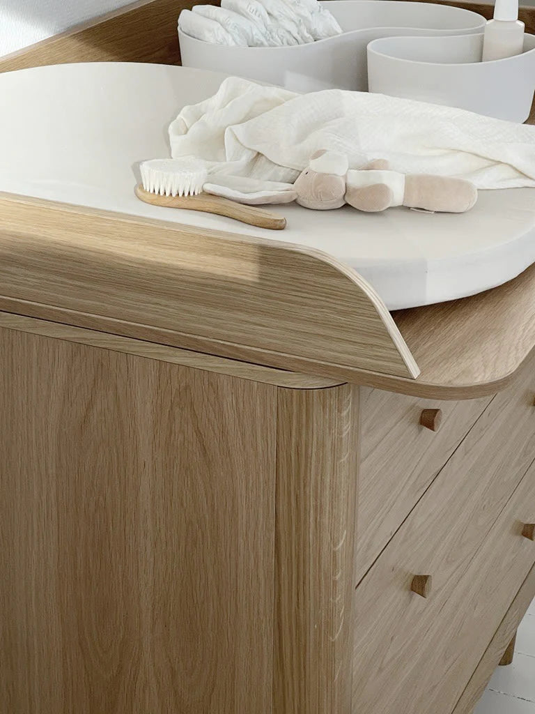 Dormitorio Nature 2.0 en roble (0 a 7 años)