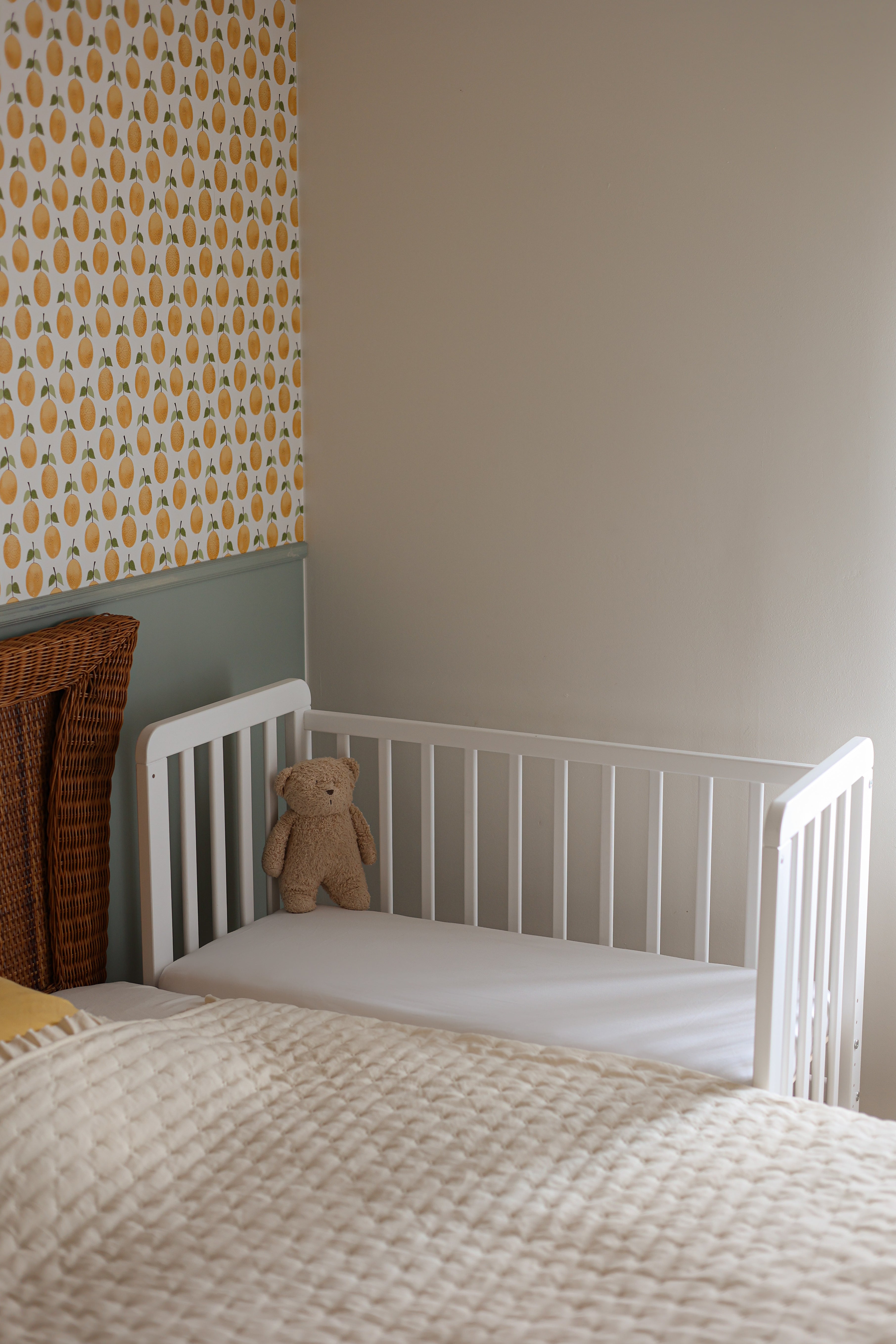 Woodies Wooden Co-Sleeper - White  - Hola BB