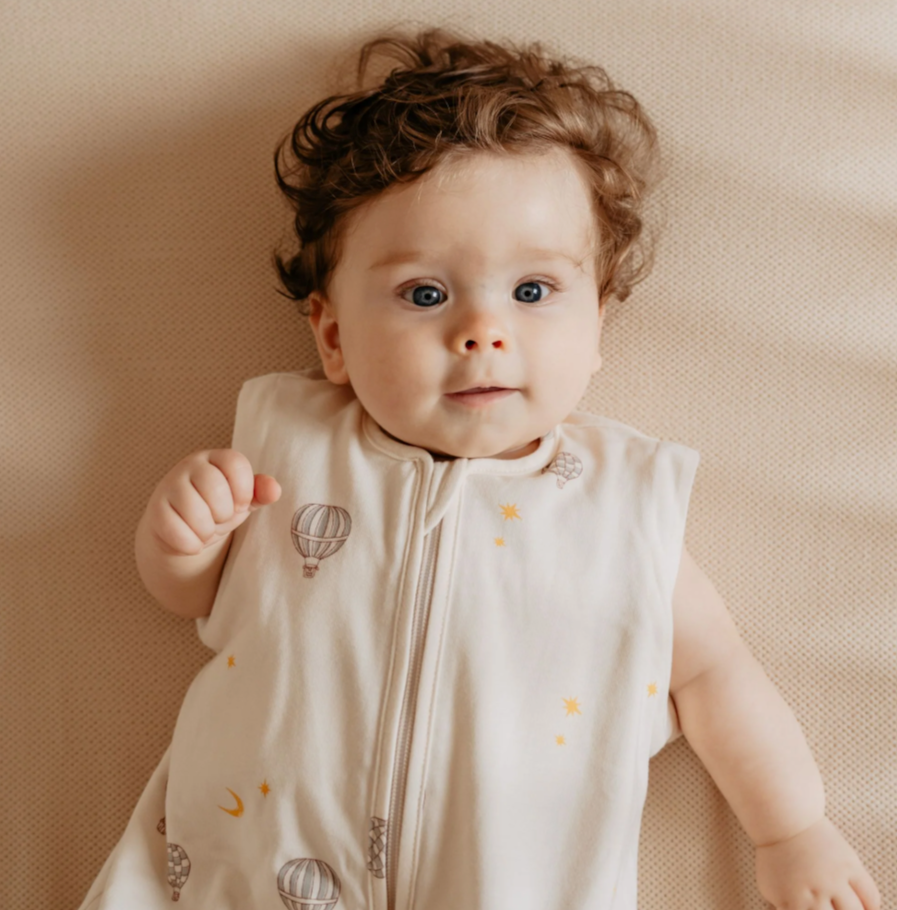 حقيبة لحديثي الولادة (0-6 أشهر)